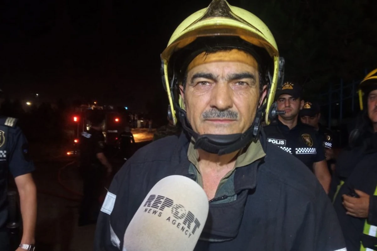 FHN: “Xətai rayonunda yanğın zamanı neftayırma zavoduna böyük təhlükə yaranıb”