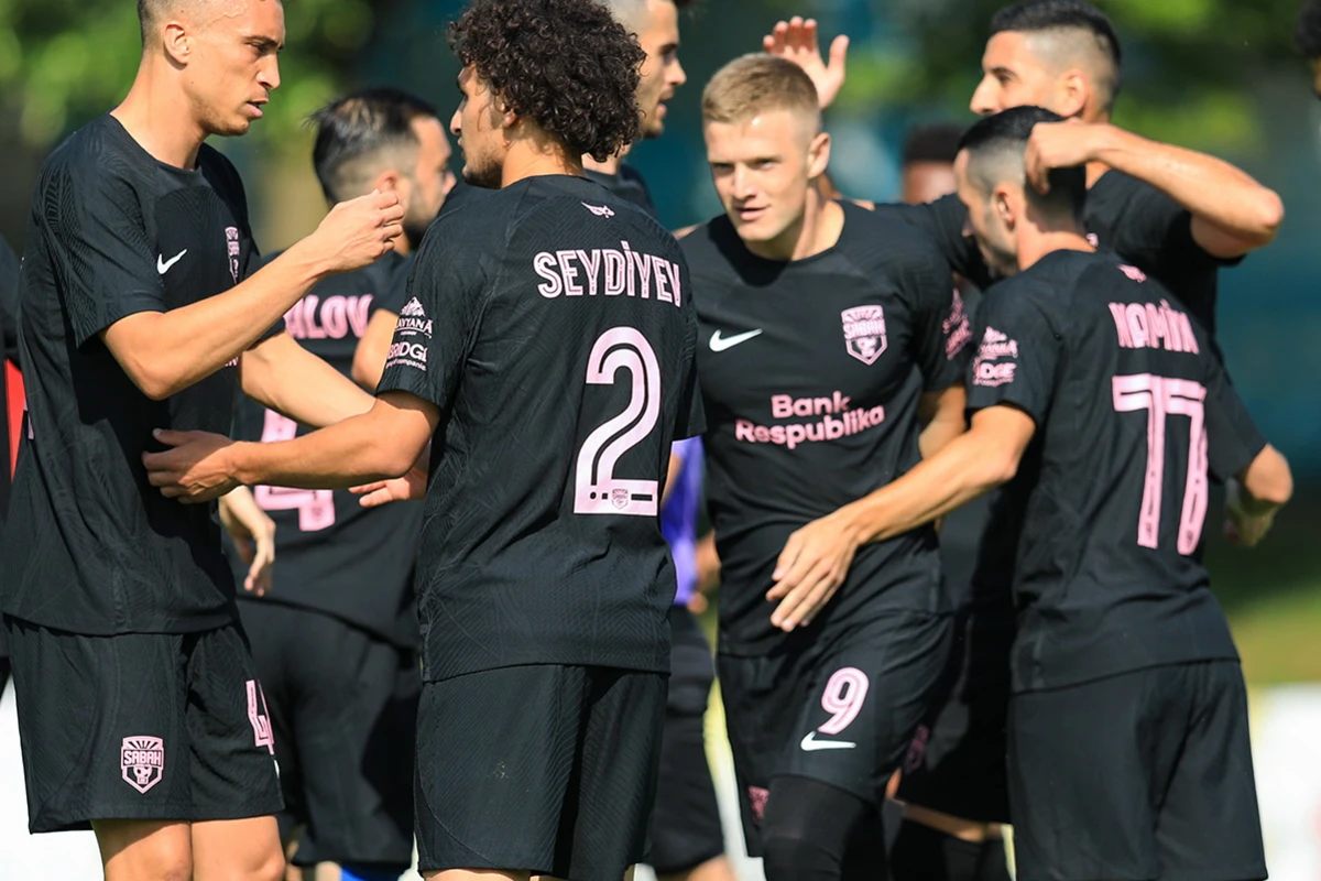 Sabah bu gün avrokuboklarda debüt edəcək