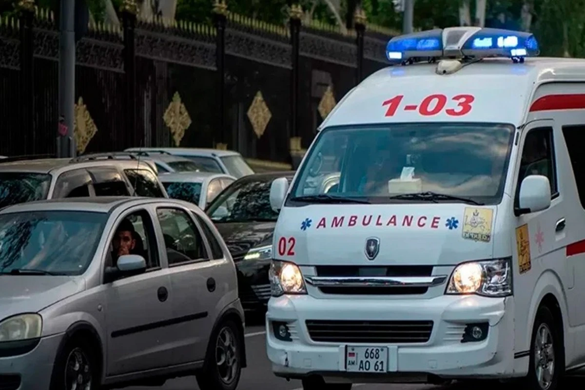 Ermənistanda ağır yol qəzası olub, onlarla insan yaralanıb