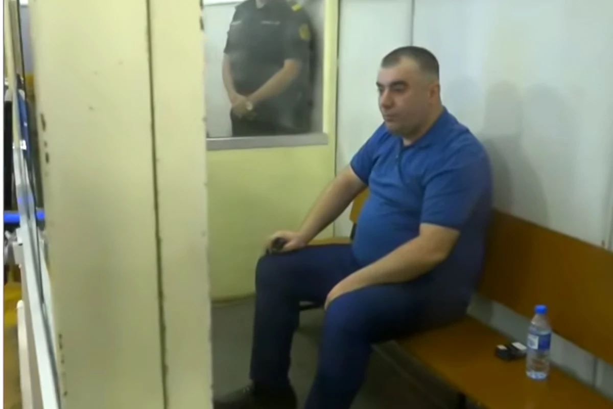 9 il 6 ay azadlıqdan məhrum edilən Rəşad Dağlının MƏHKƏMƏDƏN GÖRÜNTÜLƏRİ - VİDEO
