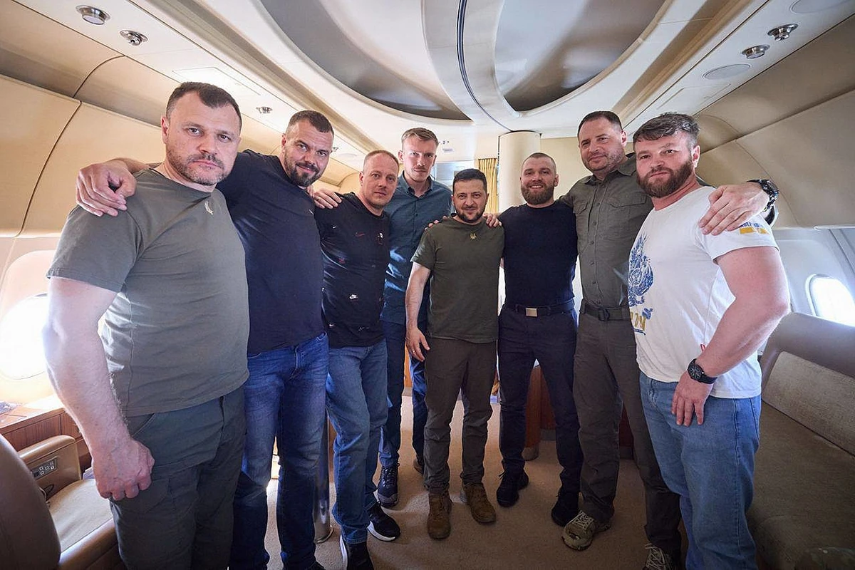 Командиры Азова возвращаются на фронт