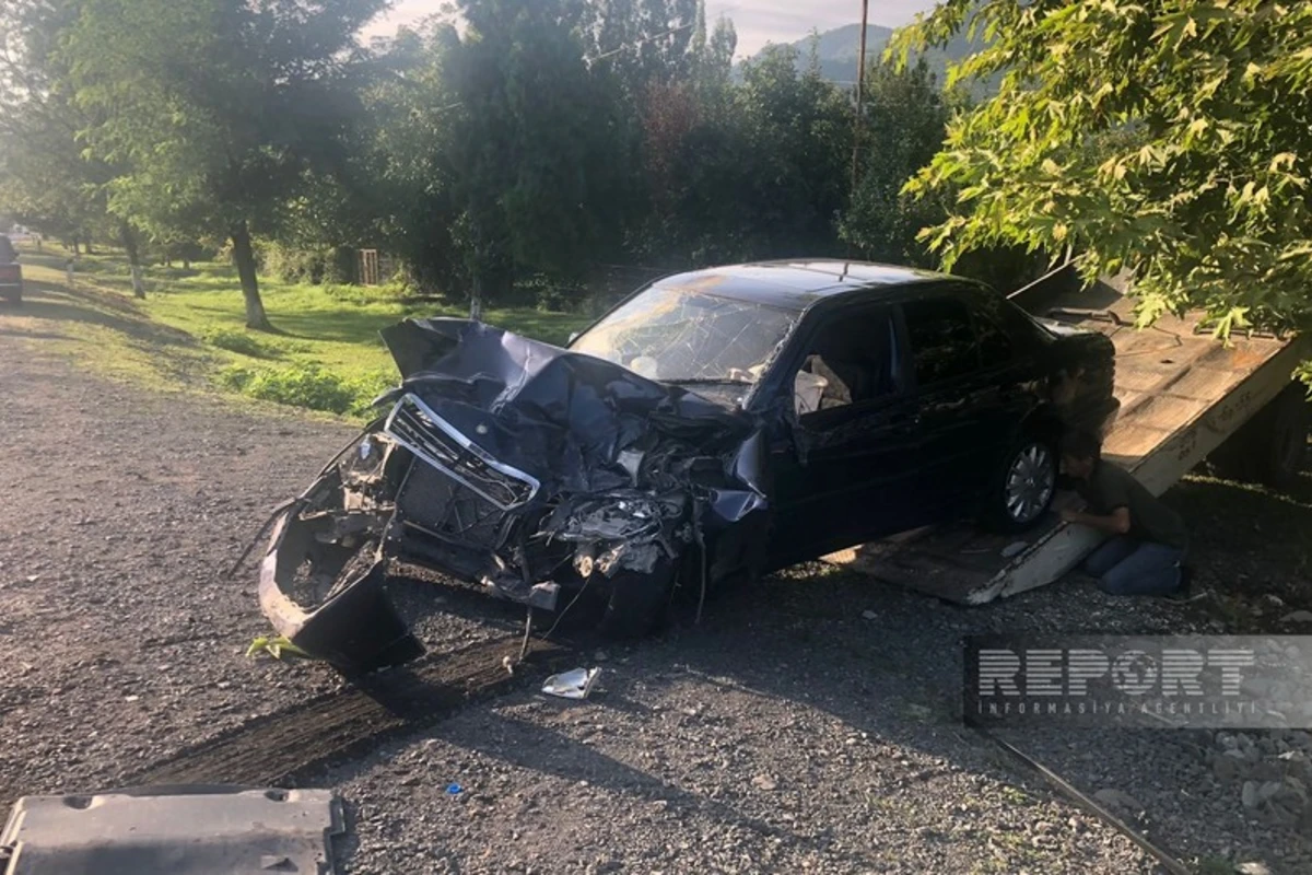 Balakəndə yol qəzası olub, xəsarət alanlar var