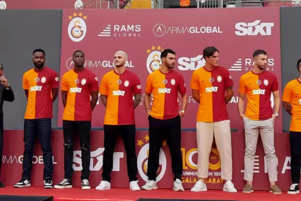 “Qalatasaray” Türkiyə futbol tarixinin ən bahalı klubu oldu