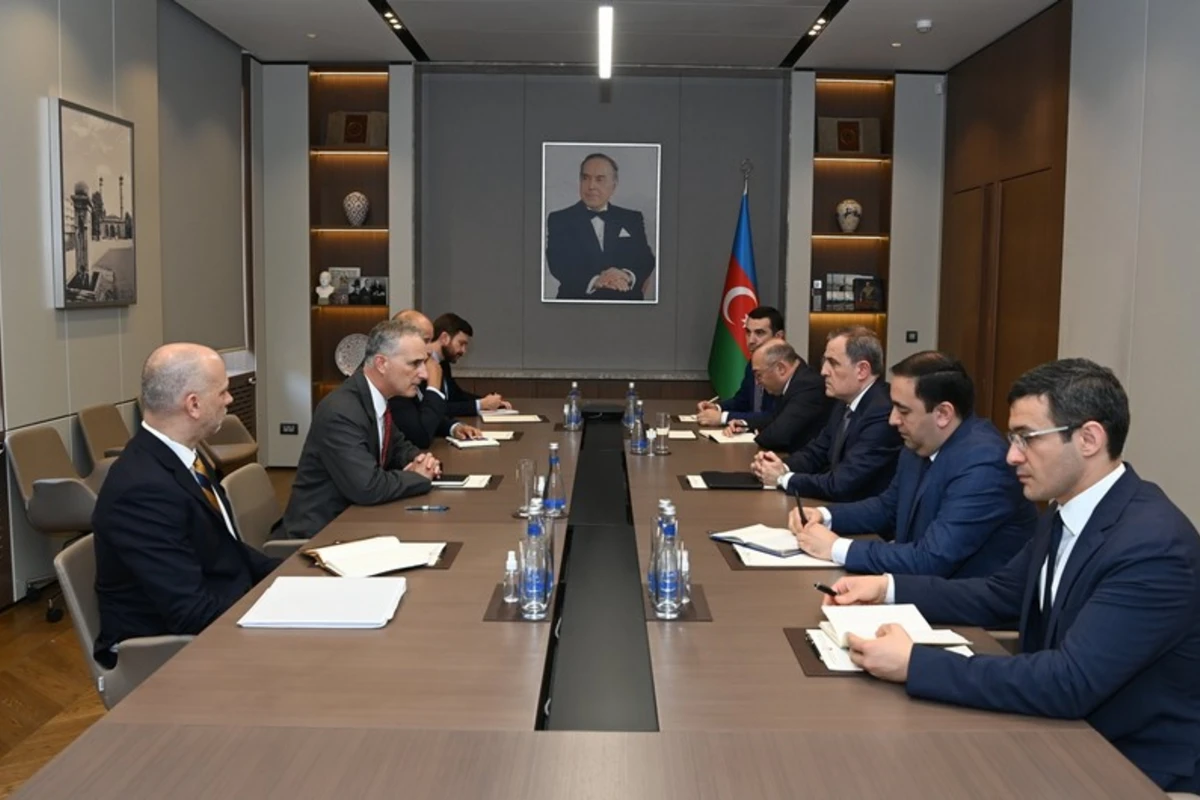 Ceyhun Bayramov ABŞ rəsmisi ilə Azərbaycan-Ermənistan sülh prosesini müzakirə edib - FOTO