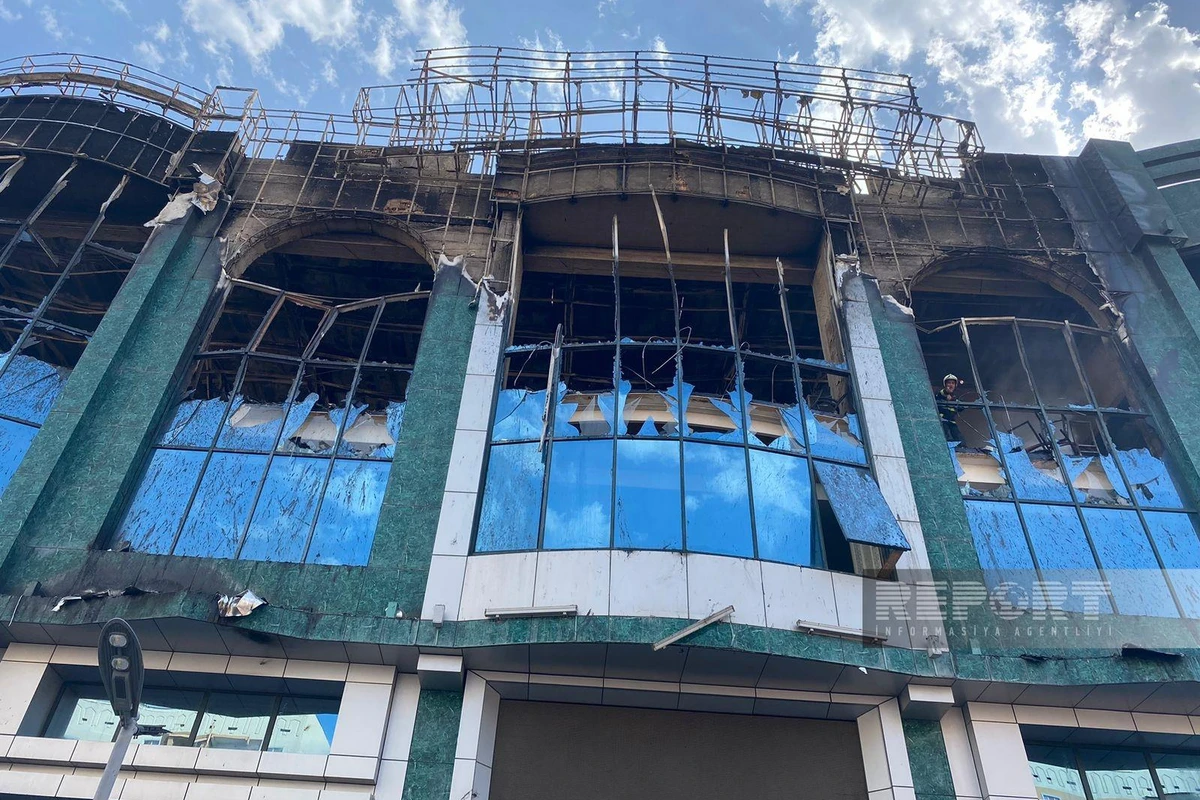 “Green House” şadlıq evində yanğın 500 kvadratmetr ərazini əhatə edib - FOTOREPORTAJ