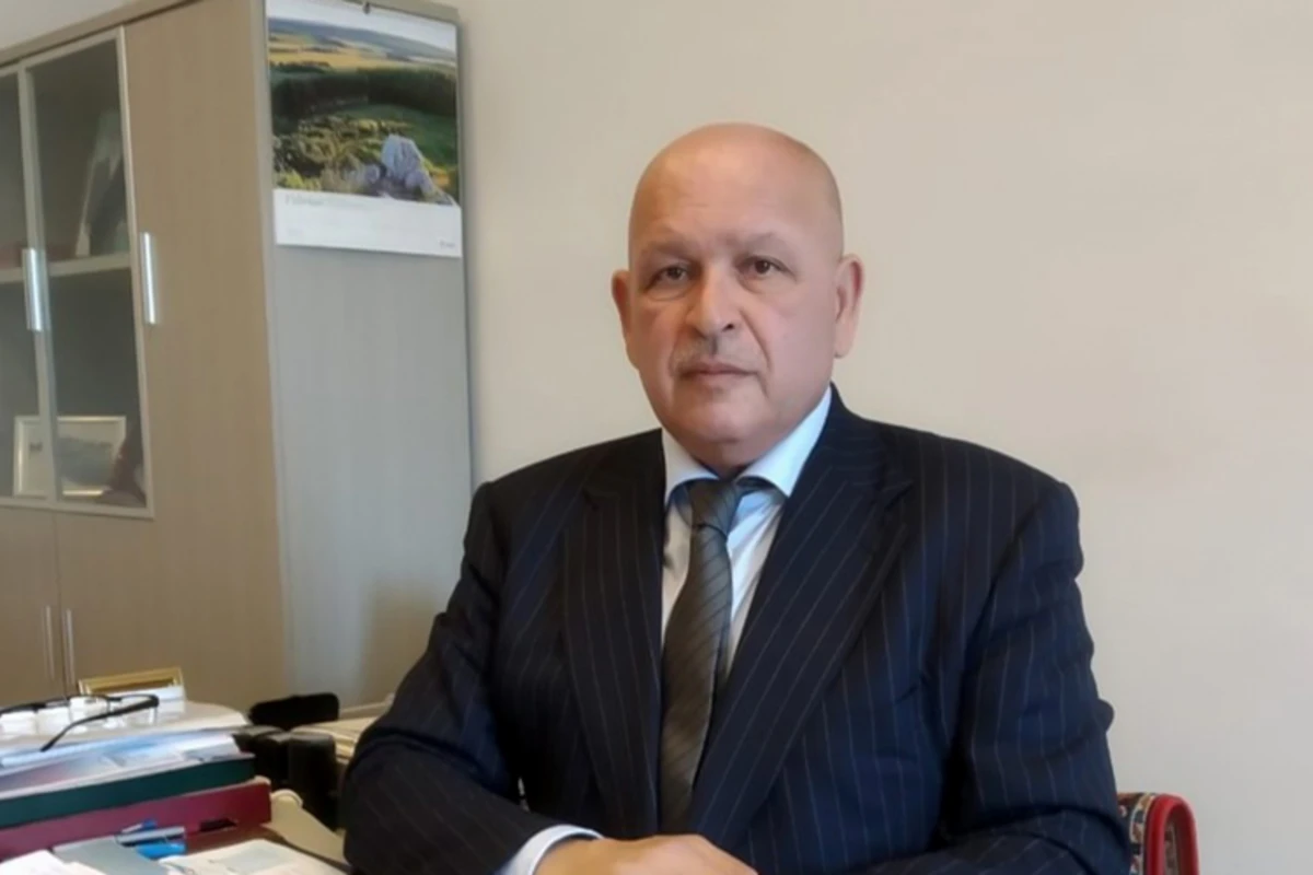 Aldığı rüşvətdən 150 manat da mənə vermişdi”