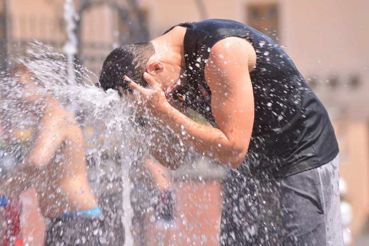 İsti və bürkülü hava nə vaxtadək davam edəcək? - RƏSMİ/VİDEO