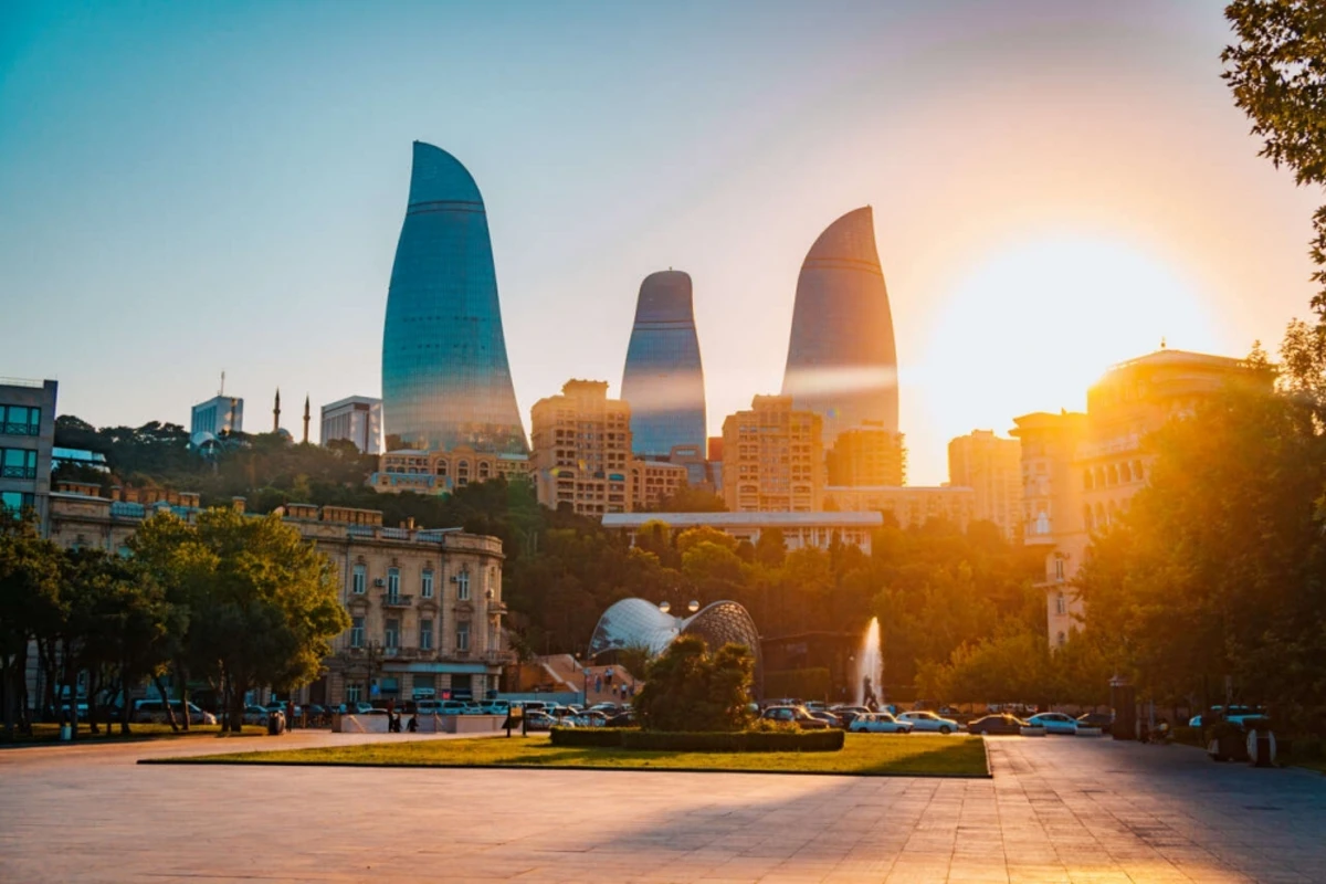 Bakıda havanın temperaturu iqlim normasından 5,2 dərəcə yuxarı olub - FAKTİKİ HAVA Bakıda havanın temperaturu iqlim normasından 5,2 dərəcə yuxarı olub - FAKTİKİ HAVA