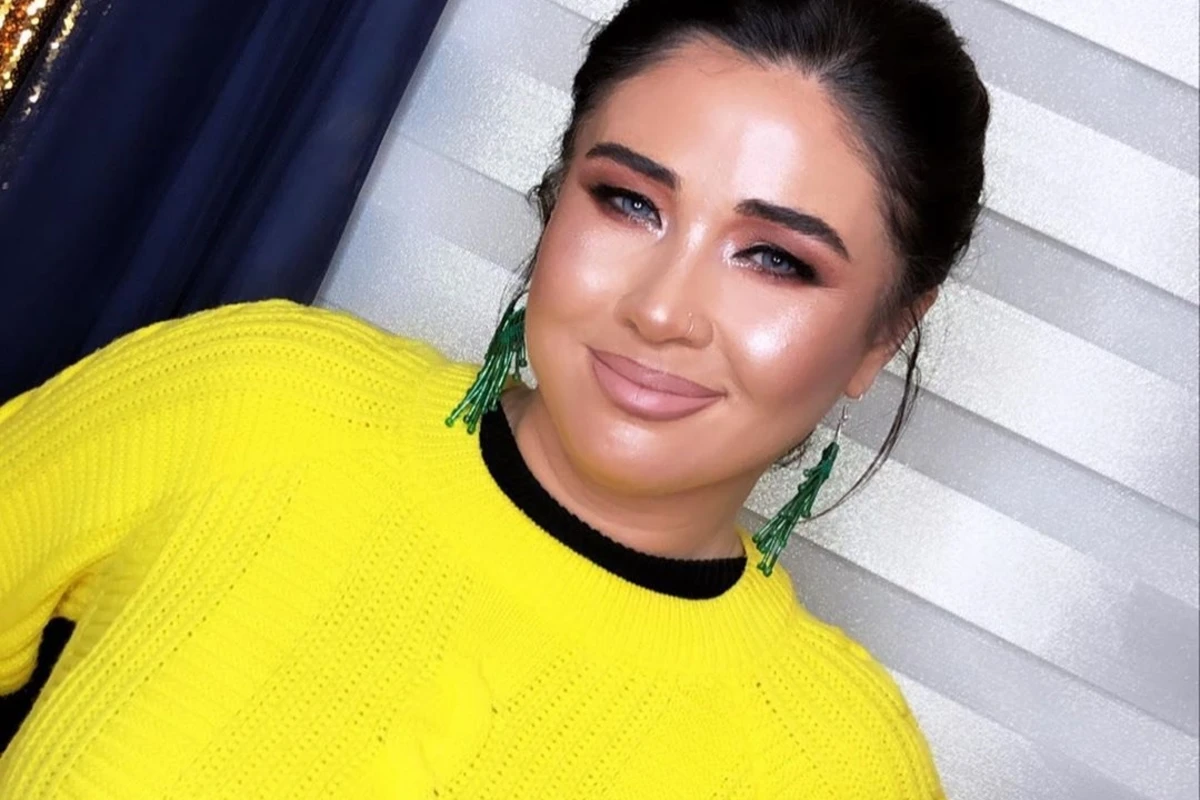 Müğənni Elnarə xəstəxanaya yerləşdirildi - FOTO