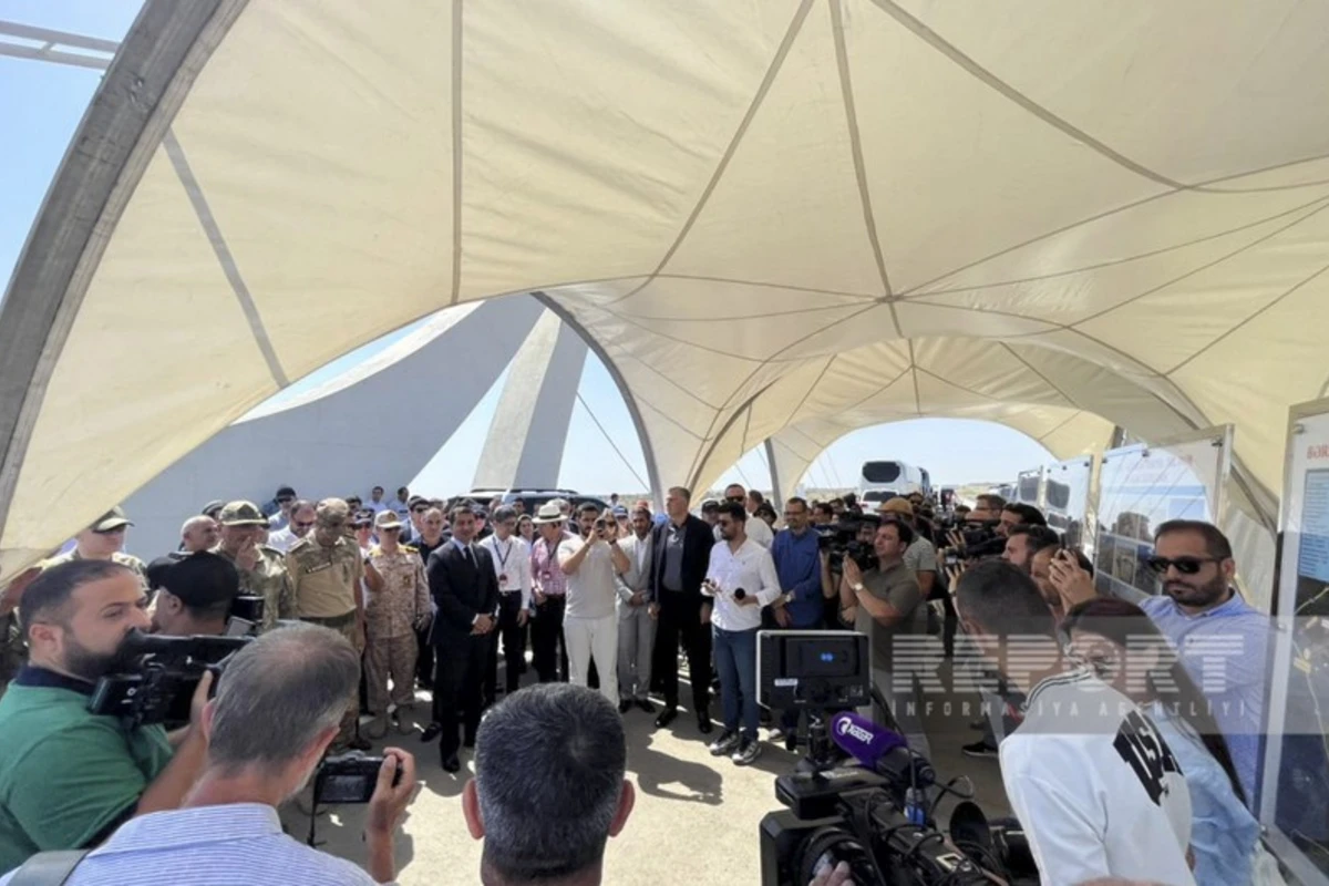 Xarici diplomatlar Ağdamda yaşayış kompleksində aparılan işlərlə tanış olublar