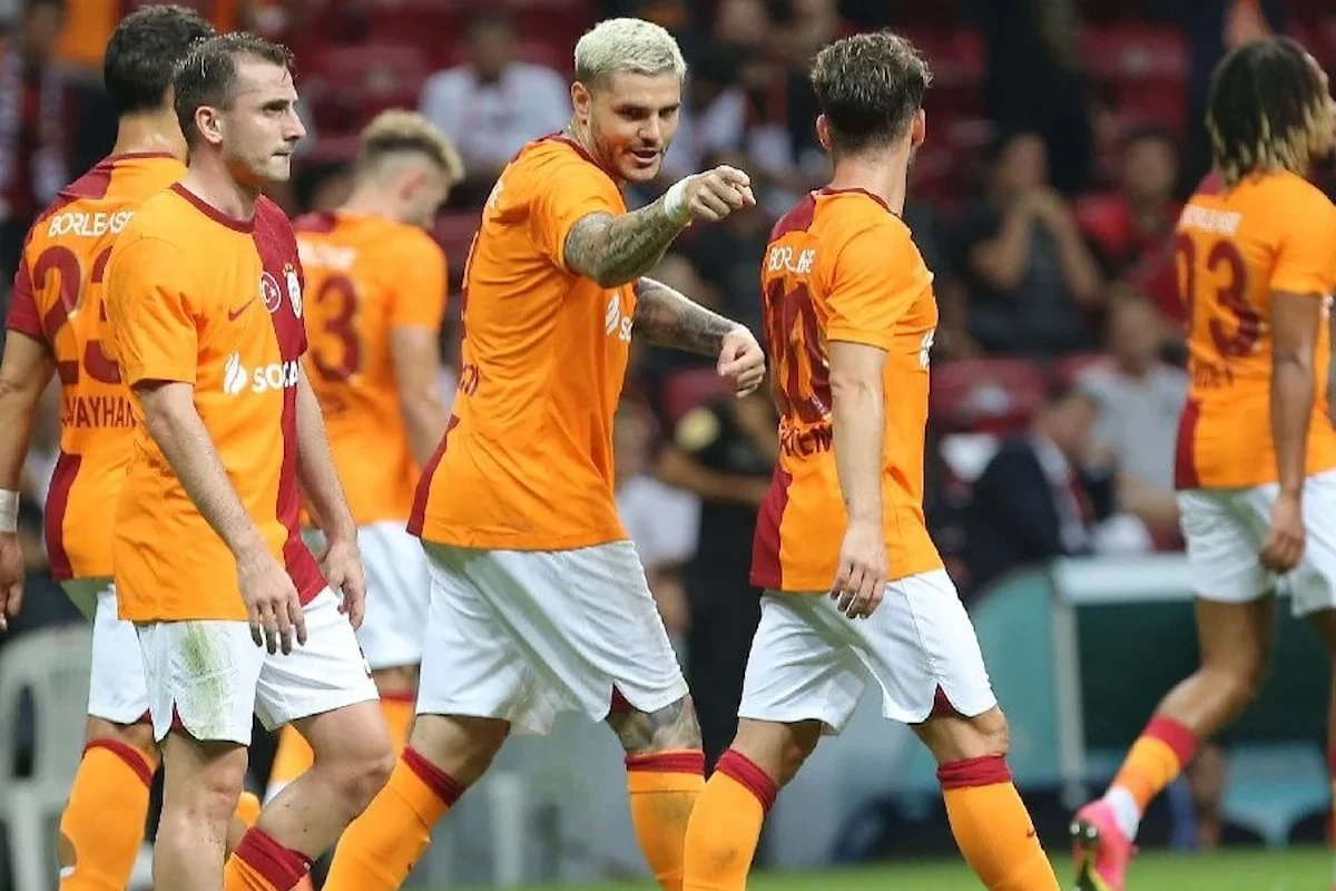 Qalatasaray ulduz futbolçu ilə razılaşdı - İstanbula dəvət edildi - FOTO
