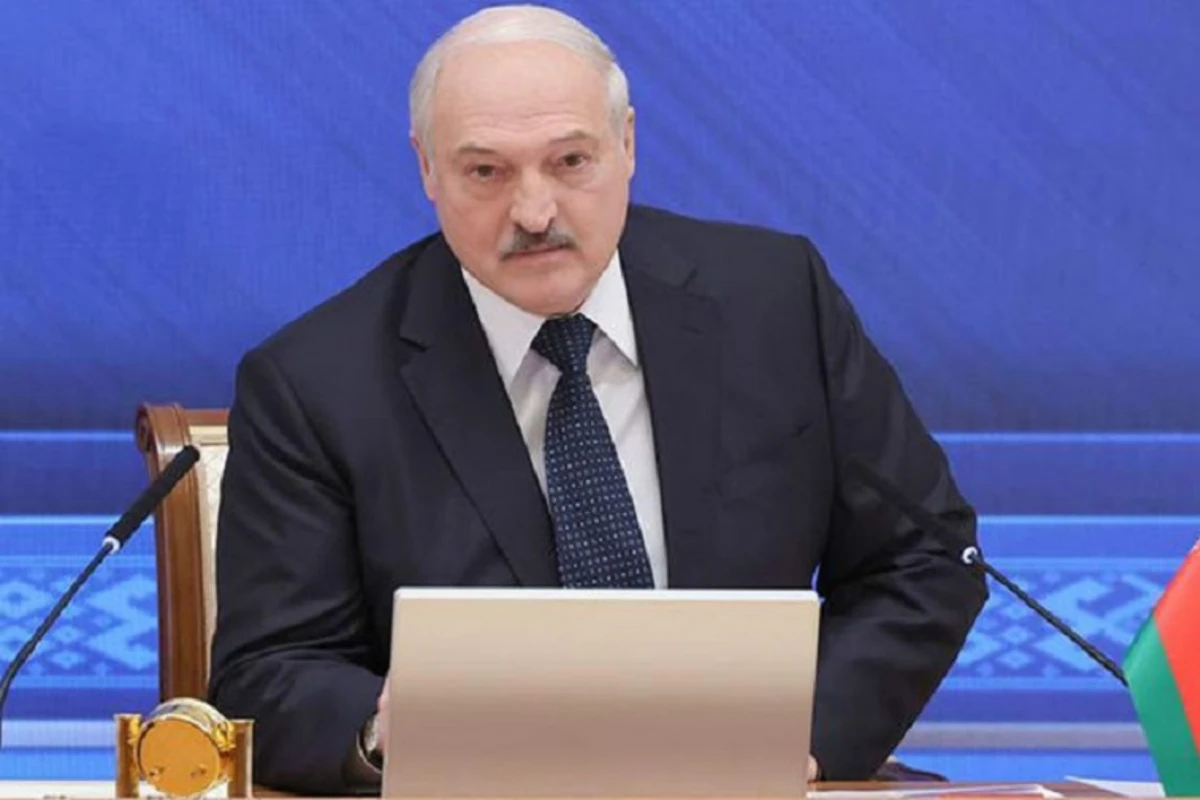 Lukaşenko müharibə başlamazdan əvvəl Putinlə gizli söhbətindən danışıb - VİDEO Lukaşenko müharibə başlamazdan əvvəl Putinlə gizli söhbətindən danışıb - VİDEO