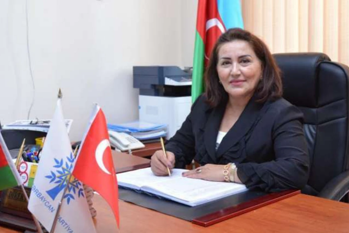 Valideynlər məktəbli formalarını istədikləri satış məntəqələrindən ala və ya tikdirə bilərlər