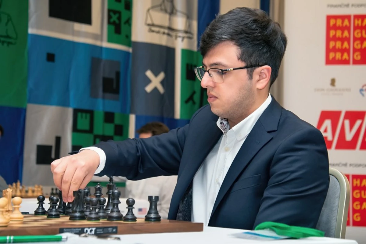 Nicat Abasov bu gün Maqnus Karlsenlə üz-üzədir