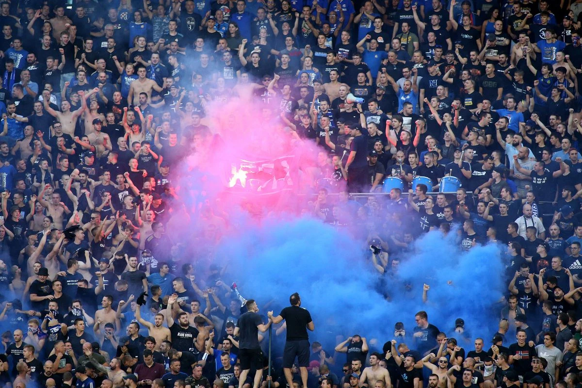 UEFA-dan “Dinamo Zaqreb”in azarkeşlərinə QADAĞA