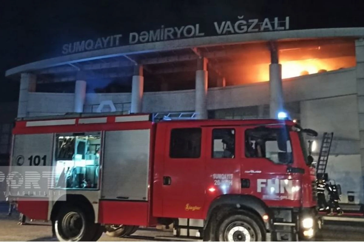 Sumqayıt dəmir yolu vağzalında yanğın olub, 10 nəfər təxliyə edilib - FOTO/VİDEO - YENİLƏNİB 2