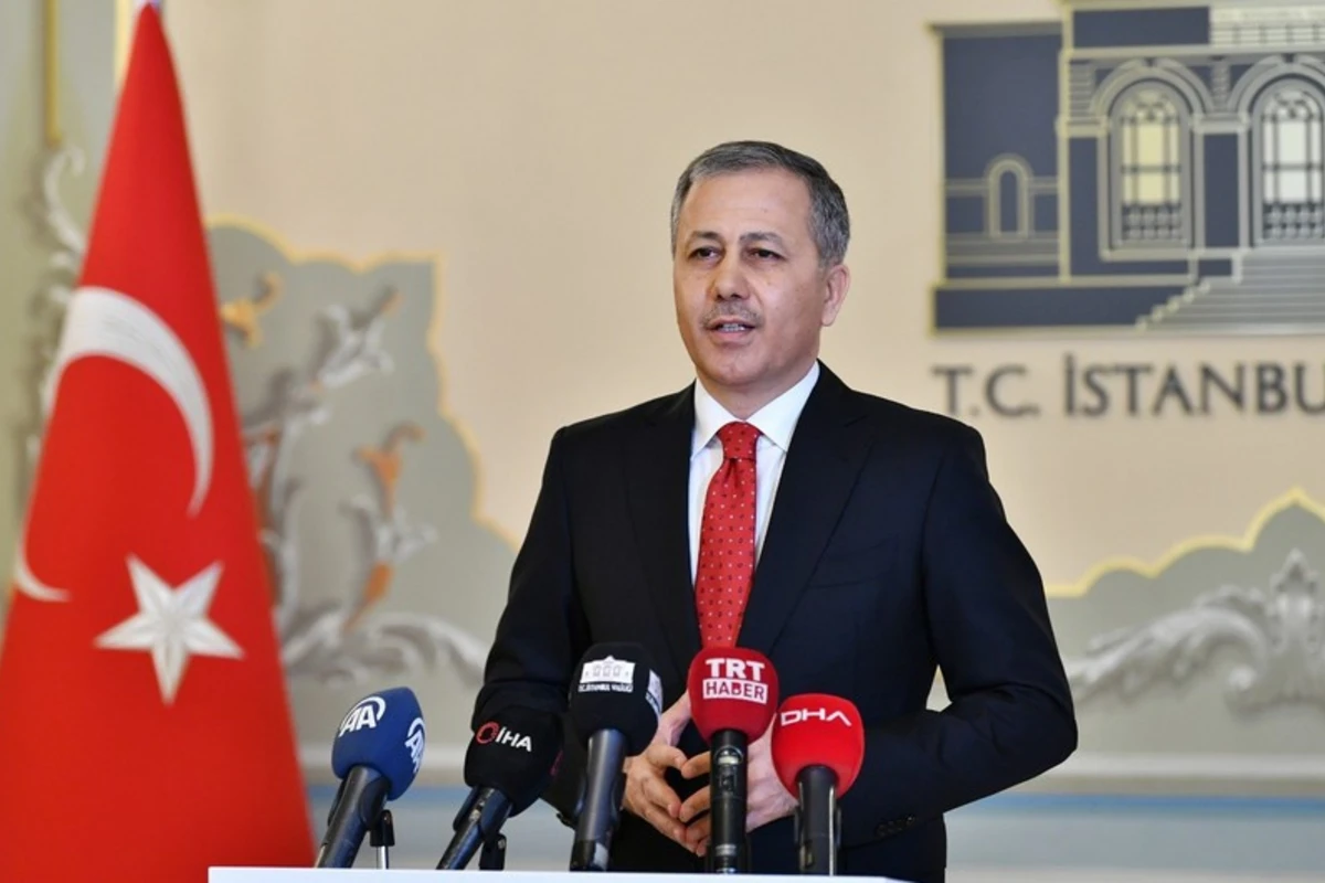 İstanbulda son bir ayda 21 min əcnəbi deportasiya edilib