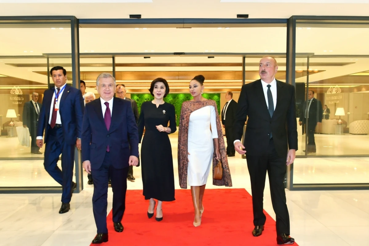 Azərbaycan ilə Özbəkistan prezidentləri və xanımları Füzulidə sakinlərlə görüşüblər - YENİLƏNİB