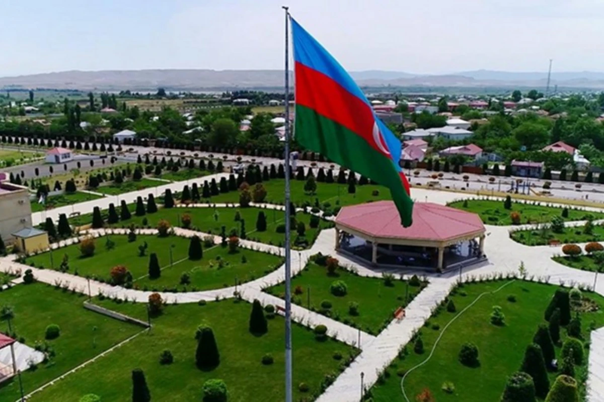 Şavkat Mirziyoyev və xanımı Füzuli şəhərinin Baş planı ilə tanış olublar - YENİLƏNİB