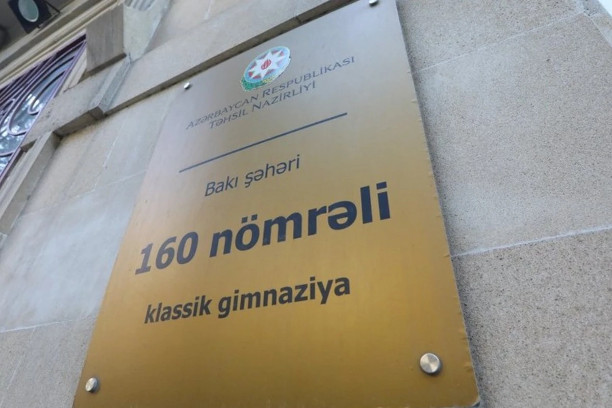160 nömrəli Klassik gimnaziyanın direktoru işdən çıxarılıb - FOTO