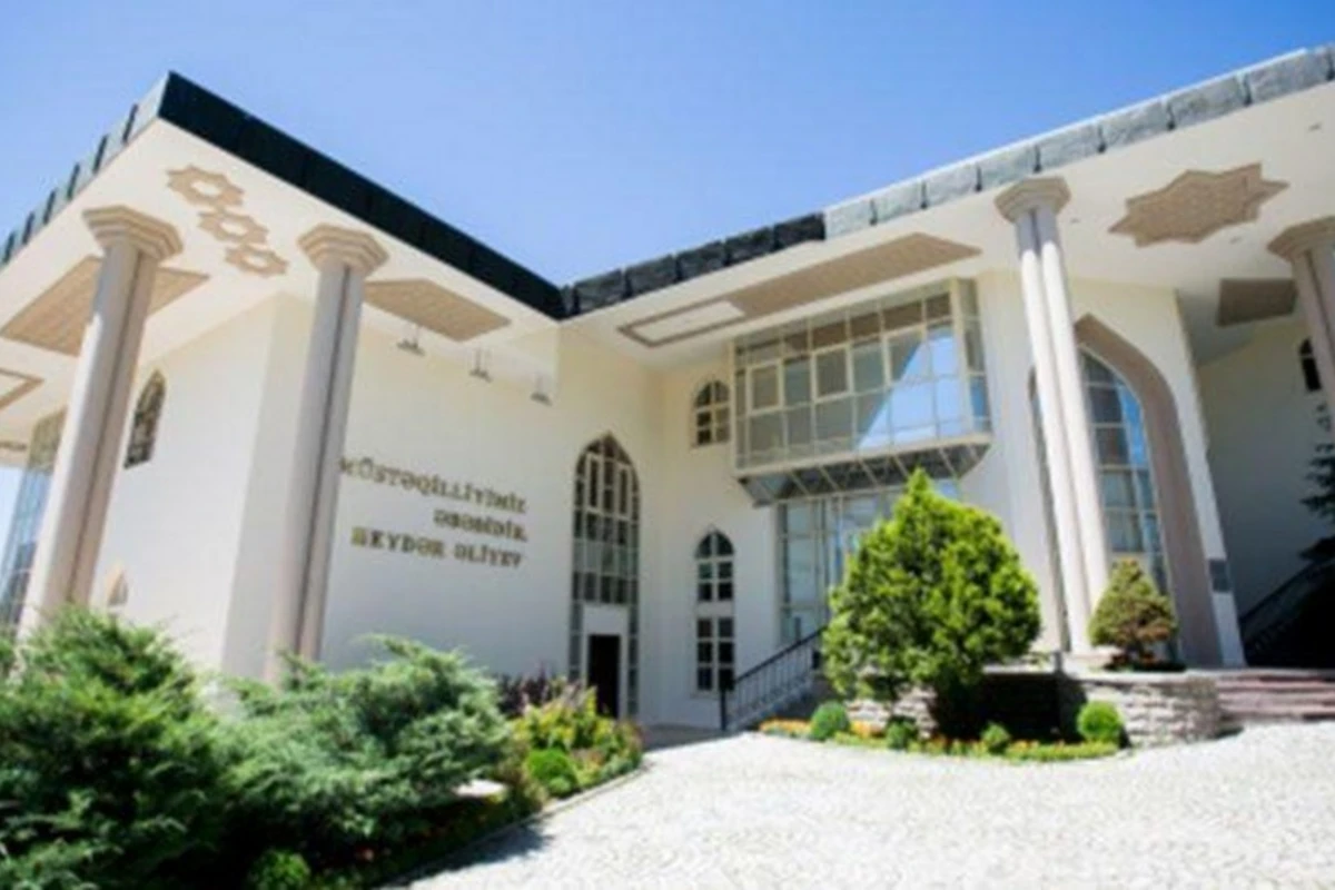 Azərbaycan səfirliyi Türkiyə universitetlərinə qəbul olan şəxslərə müraciət edib