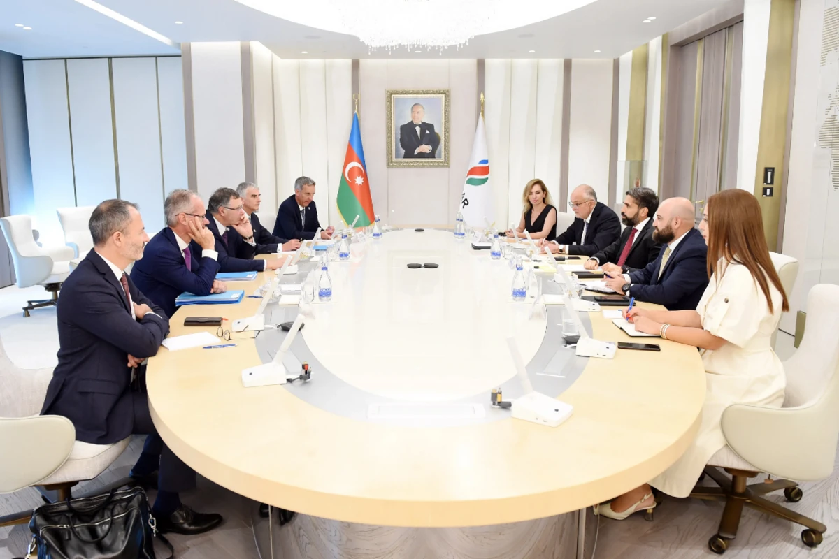 SOCAR и TotalEnergies обсудили второй этап разработки месторождения Абшерон - ФОТО