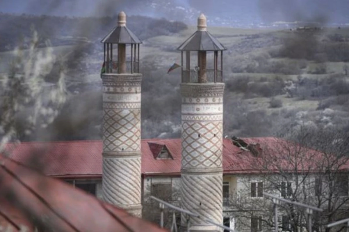 Назначен имам мечети Юхары Гёвхарага - ФОТО