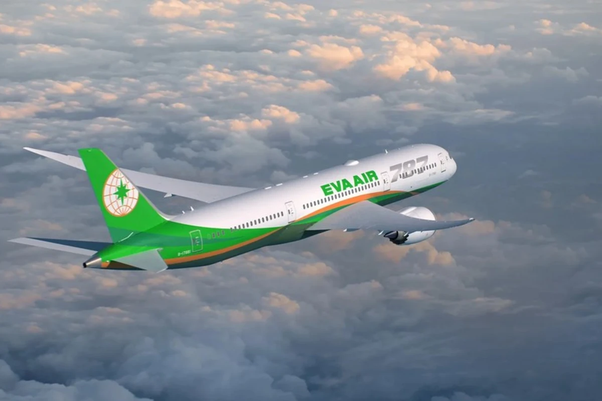 Tayvanın “EVA Air” aviaşirkətinin təyyarəsi təcili Bakıya eniş edib