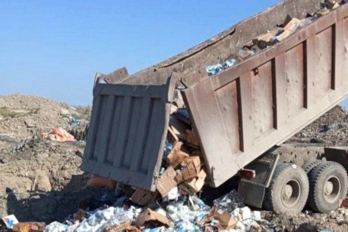 İstehlaka yararsız 62 ton süd məhsulu məhv edilib İstehlaka yararsız 62 ton süd məhsulu məhv edilib