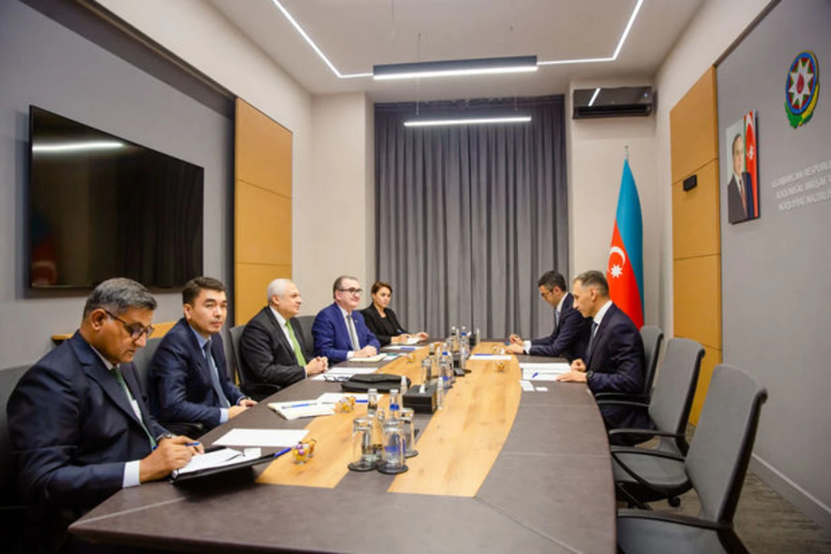 Rəşad Nəbiyev ICIEC-in baş icraçı direktoru ilə görüşüb