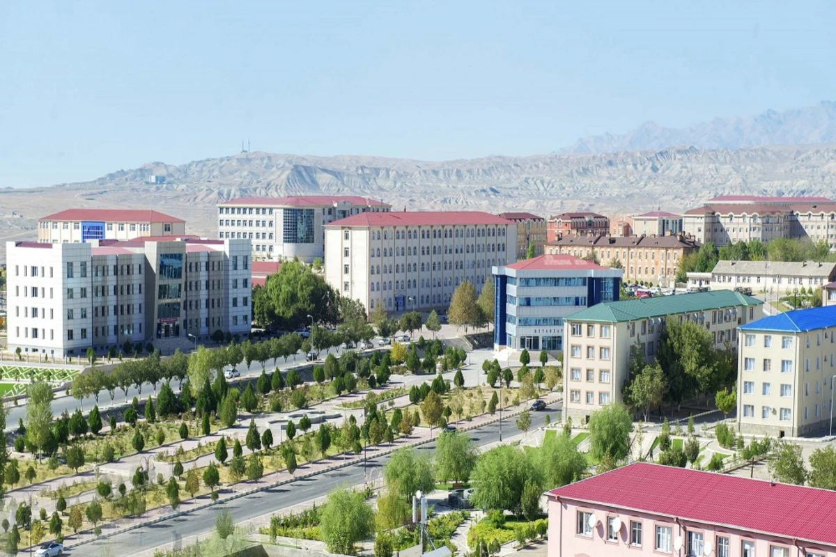 Hesablama Palatası Naxçıvan Dövlət Universitetində nöqsanlar aşkar edib