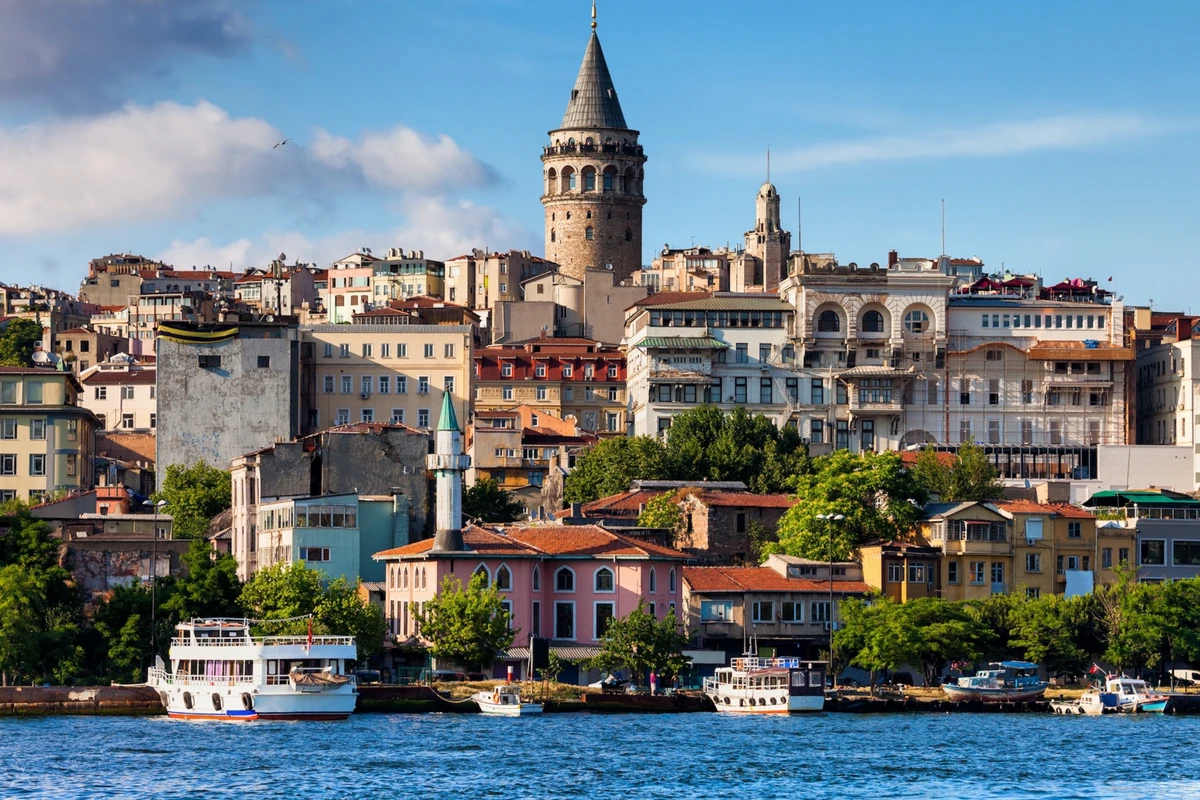 Dövlət Komitəsi İstanbulda yaşayan Azərbaycan vətəndaşlarına müraciət etdi