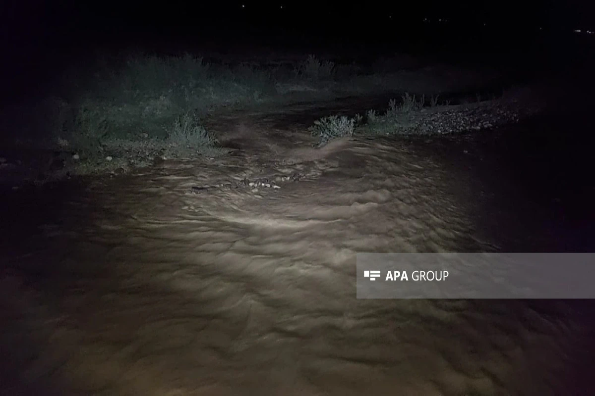 Goranboya güclü yağışdan sonra sel gəlib - FOTO