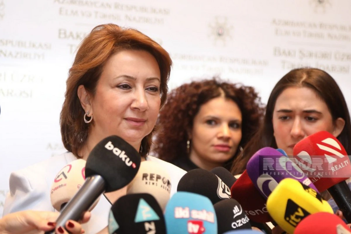 Bakıda bütün məktəblərdə vahid formaların seçimi təsdiqlənib
