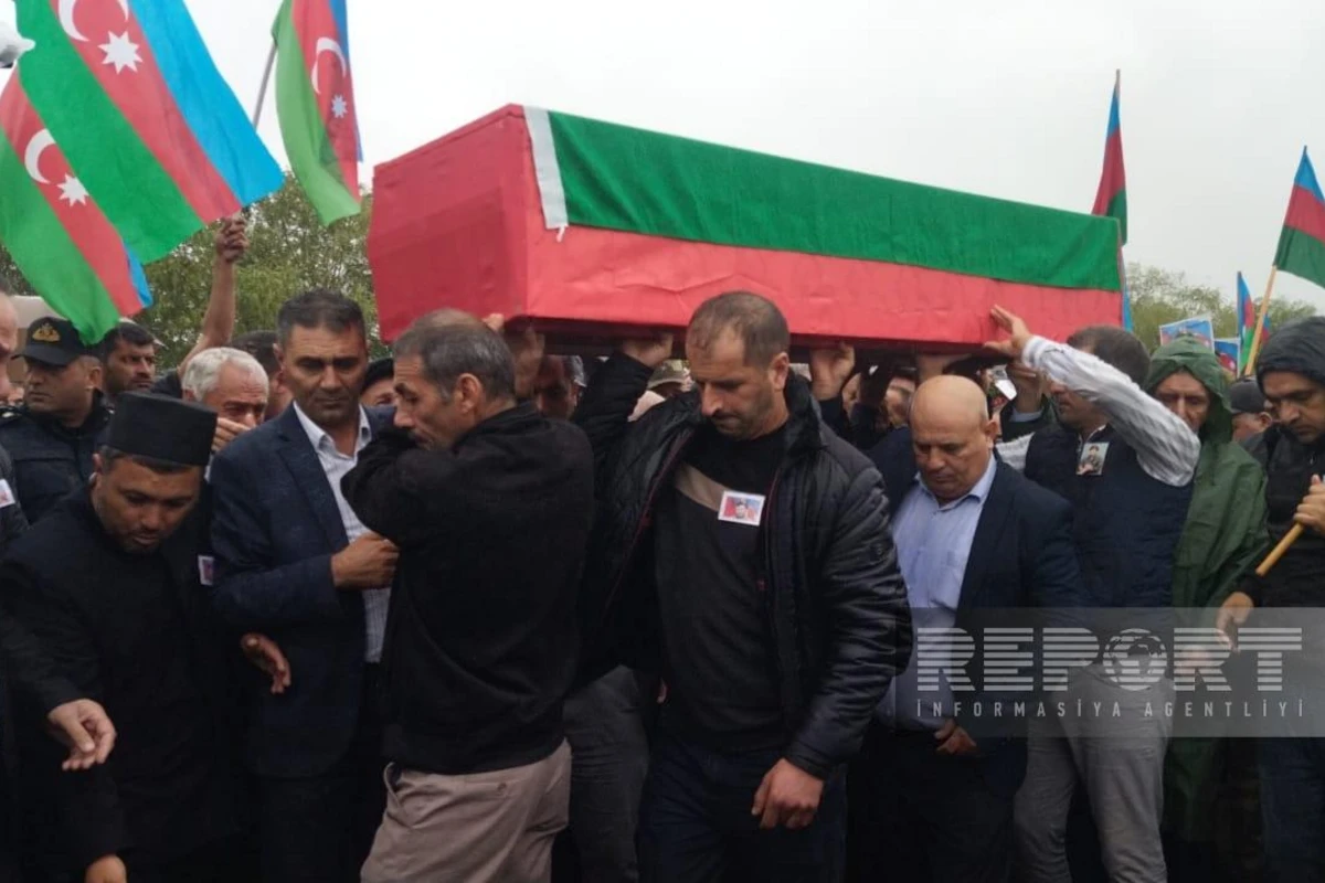 Otuz il əvvəl şəhid olan hərbçinin cənazəsi Füzuliyə gətirilib - FOTO