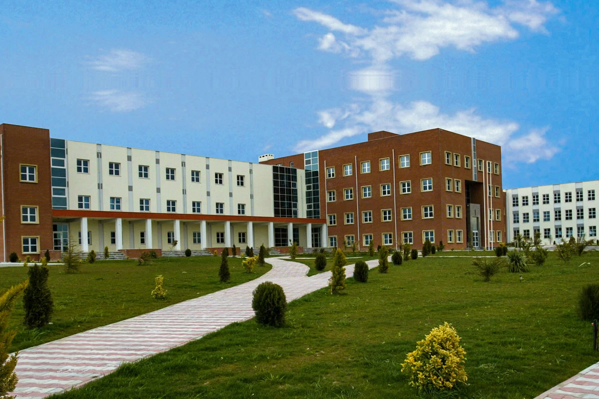 Bakı Mühəndislik Universitetinin yeni rektoru kimdir? - DOSYE - FOTO