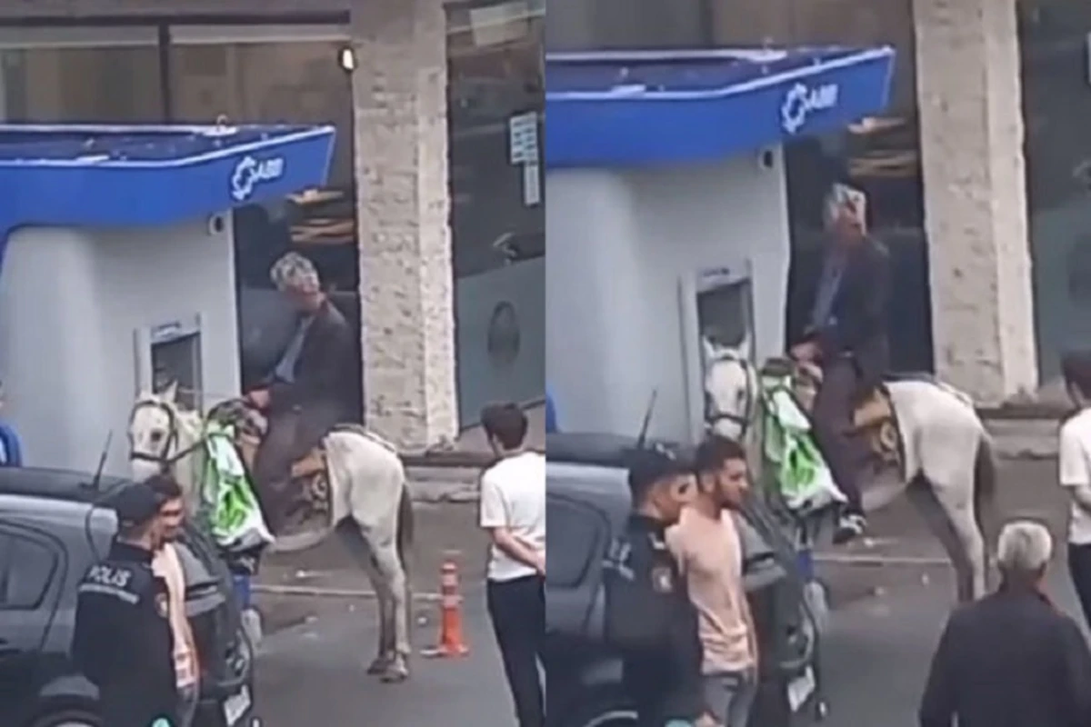 Azərbaycanda kişi at belində bankomatdan pul çıxardı - VİDEO