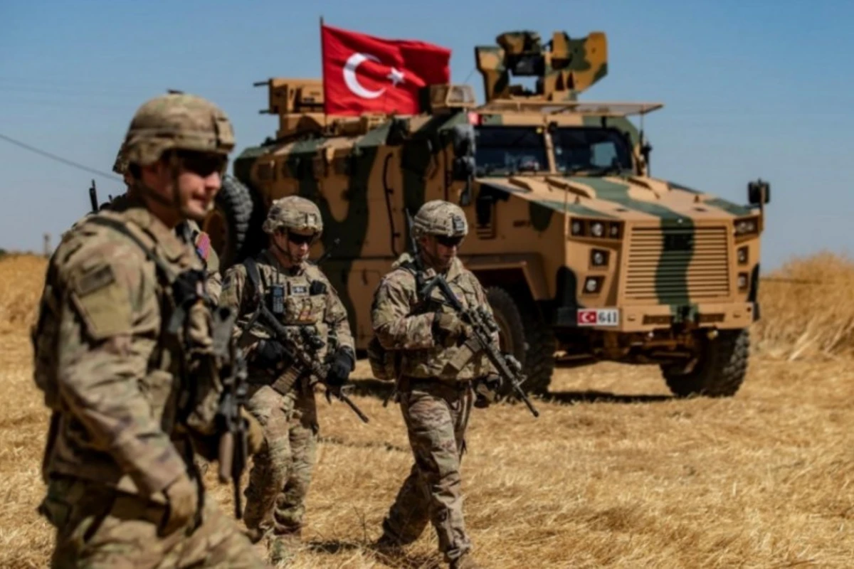 Türkiyə Suriyanın şimalına əlavə hərbi qüvvələr göndərib