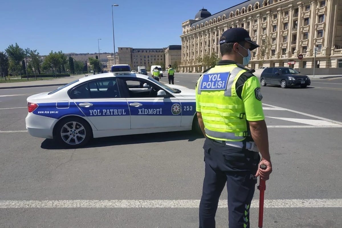 ЦИУТ обратился к родителям, отвозящим детей в школы на личных автомобилях - ВИДЕО
