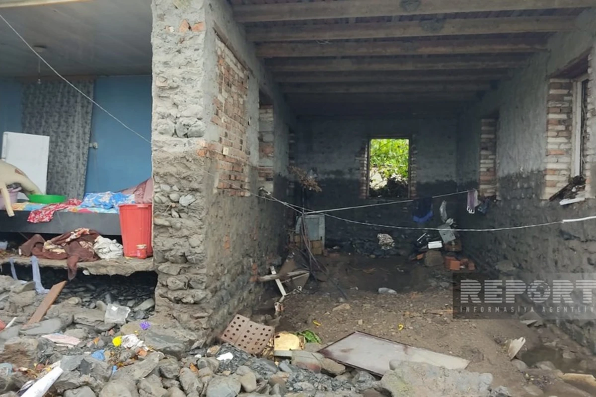 Yağış suyu Zaqatalada yaşayış evinin bir hissəsini dağıdıb - FOTO