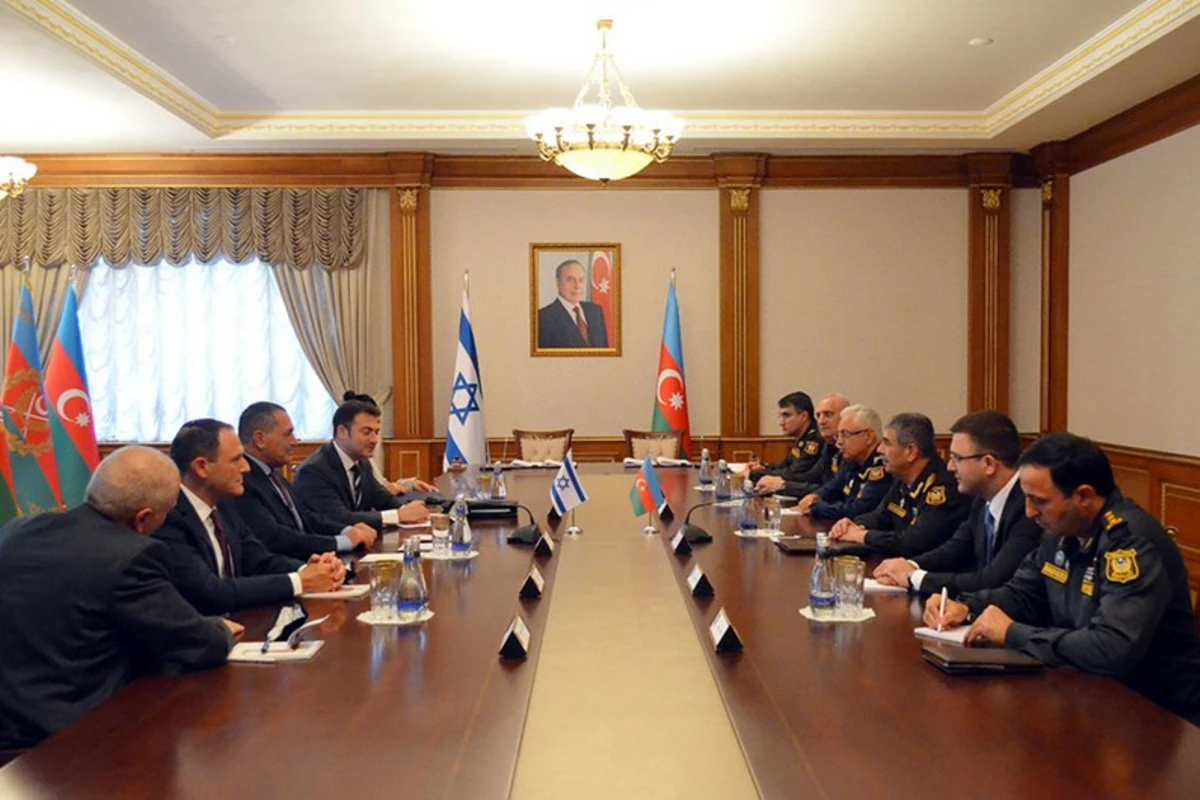 Azərbaycan və İsrail müdafiə sahəsində əməkdaşlığı müzakirə edib - FOTO Azərbaycan və İsrail müdafiə sahəsində əməkdaşlığı müzakirə edib - FOTO
