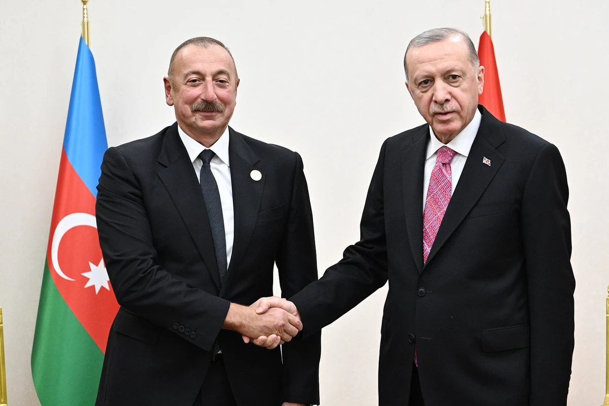 Ərdoğan İlham Əliyevə zəng edib, lokal xarakterli antiterror tədbirləri barədə fikir mübadiləsi aparılıb