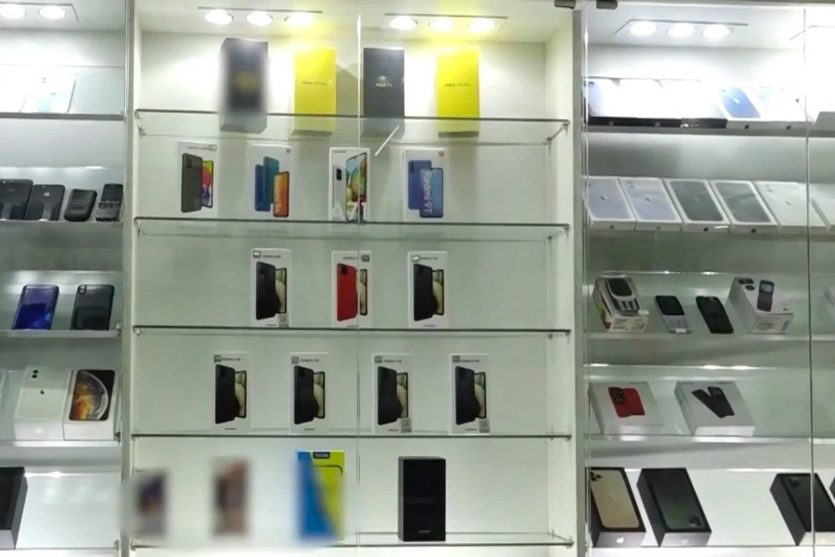 Mobil telefon alıcılarına ŞAD XƏBƏR - VİDEO Mobil telefon alıcılarına ŞAD XƏBƏR - VİDEO