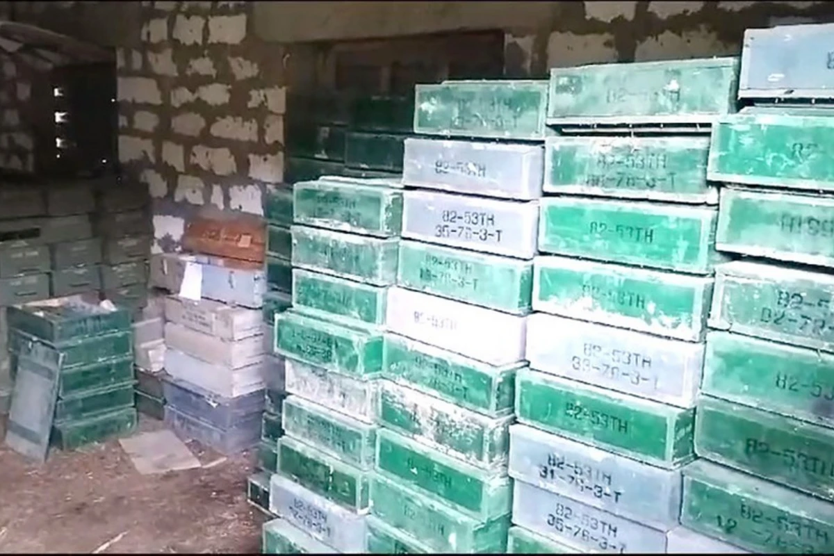 Kəlbəcərdə sursat anbarı aşkar olundu - FOTO/VİDEO