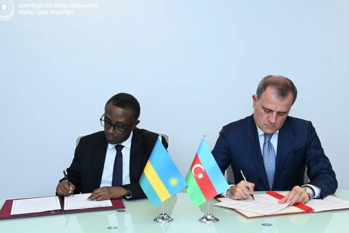 Azərbaycanla Ruanda arasında diplomatik və xidməti pasport sahibləri viza tələbindən azad edilib - FOTO