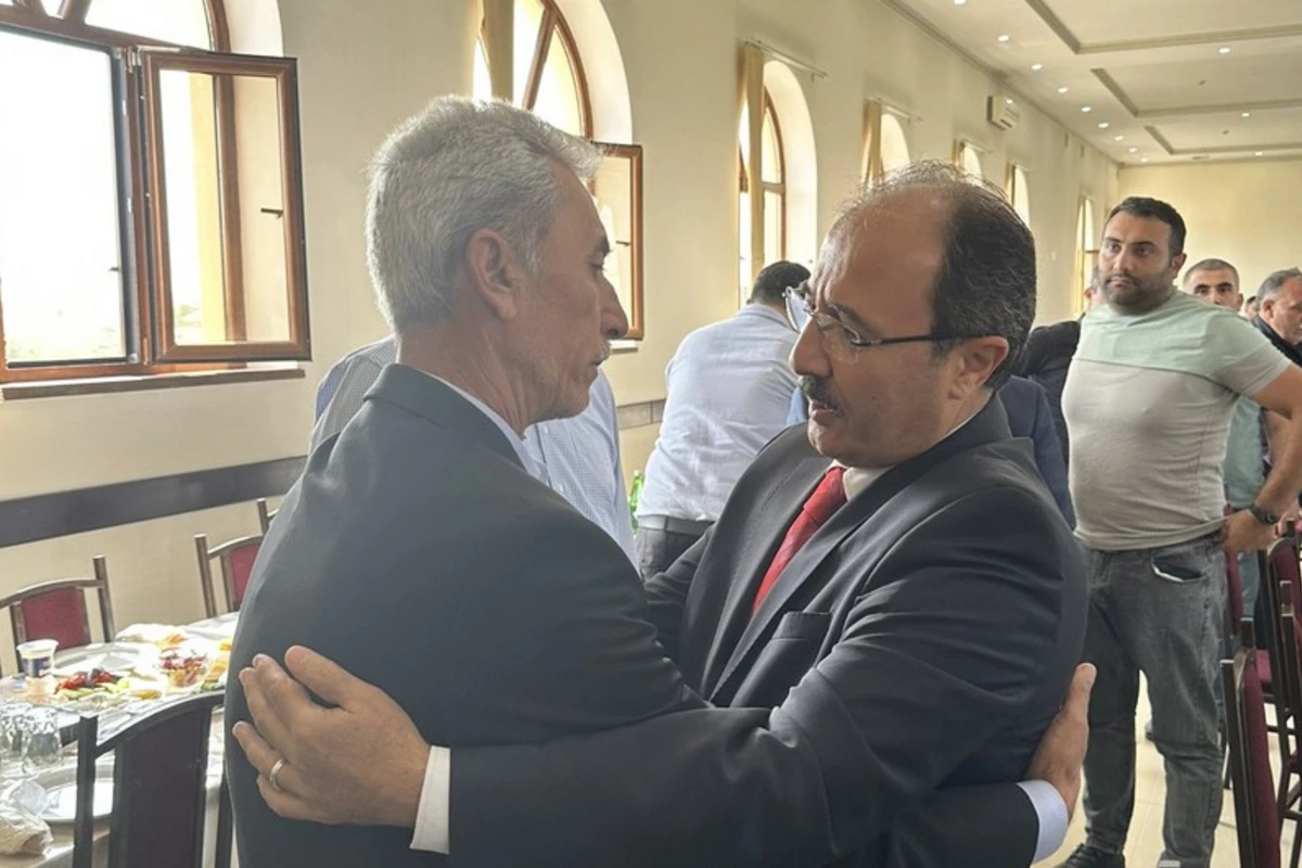 Türkiyə səfiri ermənilərin təxribatı nəticəsində həlak olan polis serjantının yas mərasimində iştirak edib - FOTO