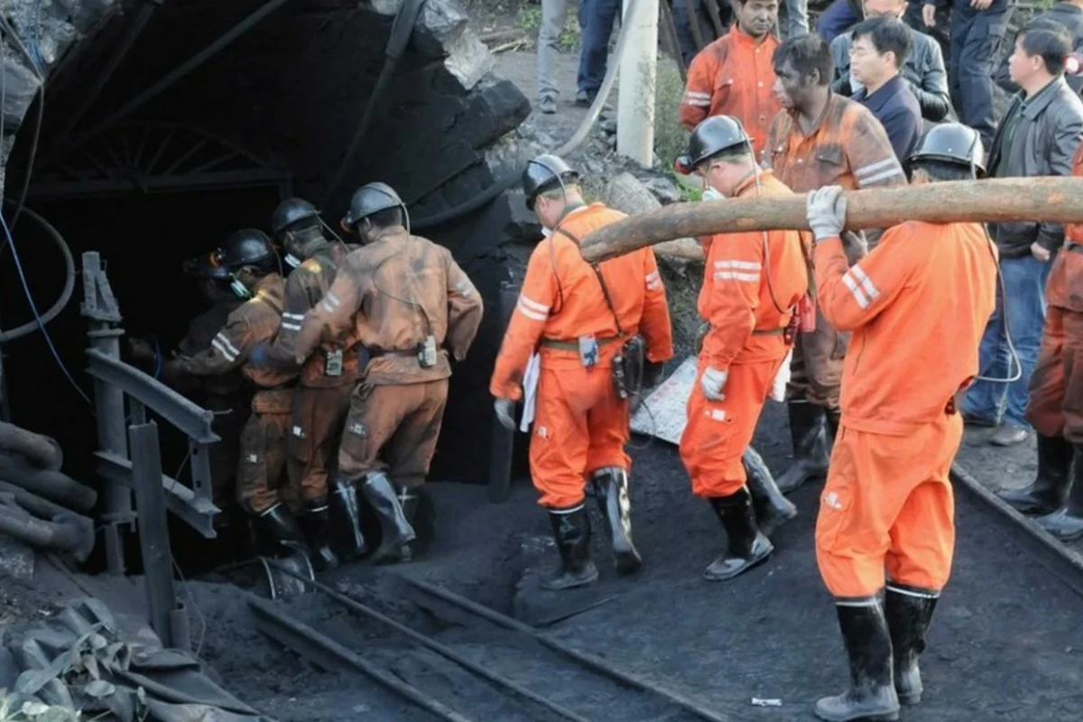 Çində kömür mədənində yanğın olub, 16 nəfər ölüb