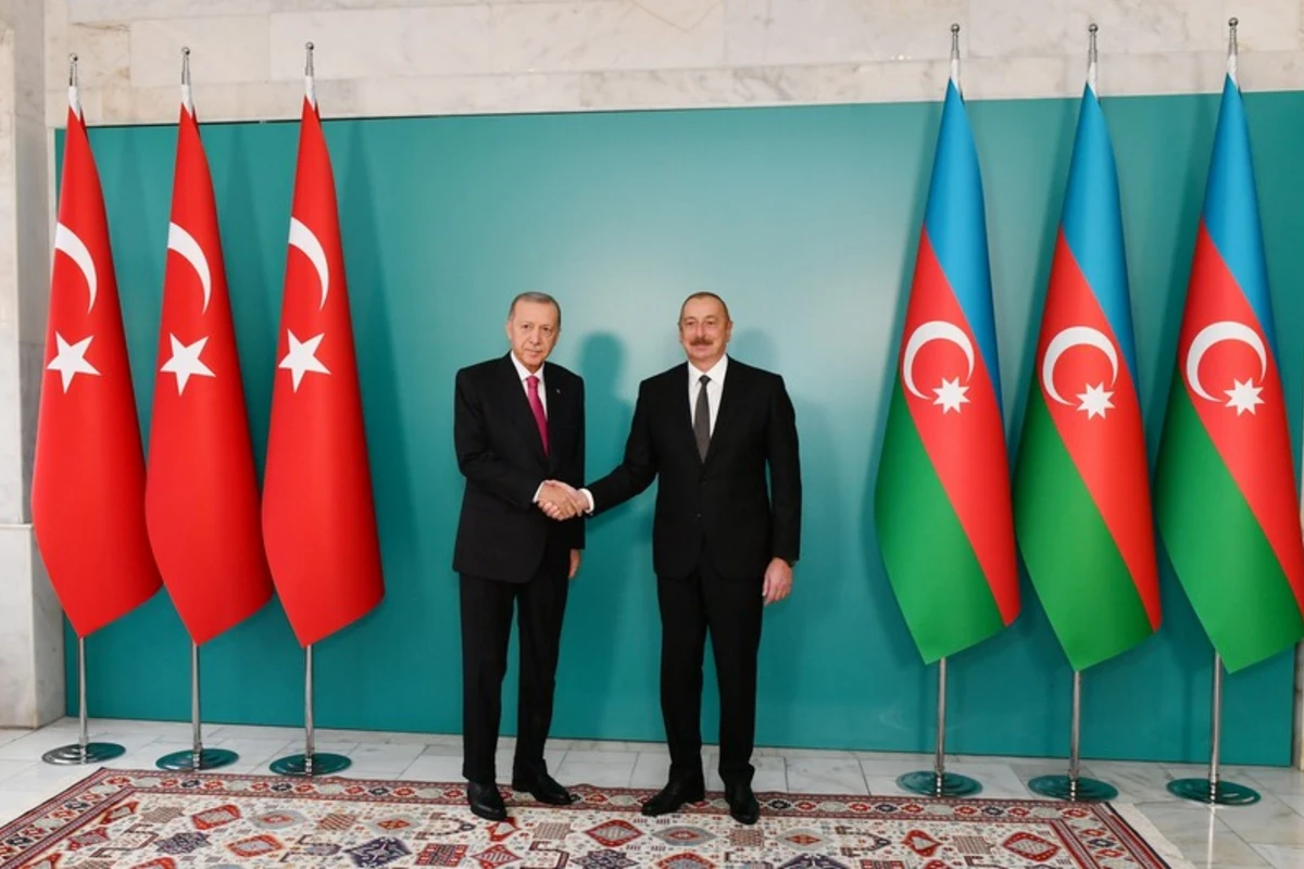 Naxçıvanda Azərbaycan-Türkiyə sənədlərinin imzalanma mərasimi keçirilib - YENİLƏNİB Naxçıvanda Azərbaycan-Türkiyə sənədlərinin imzalanma mərasimi keçirilib - YENİLƏNİB