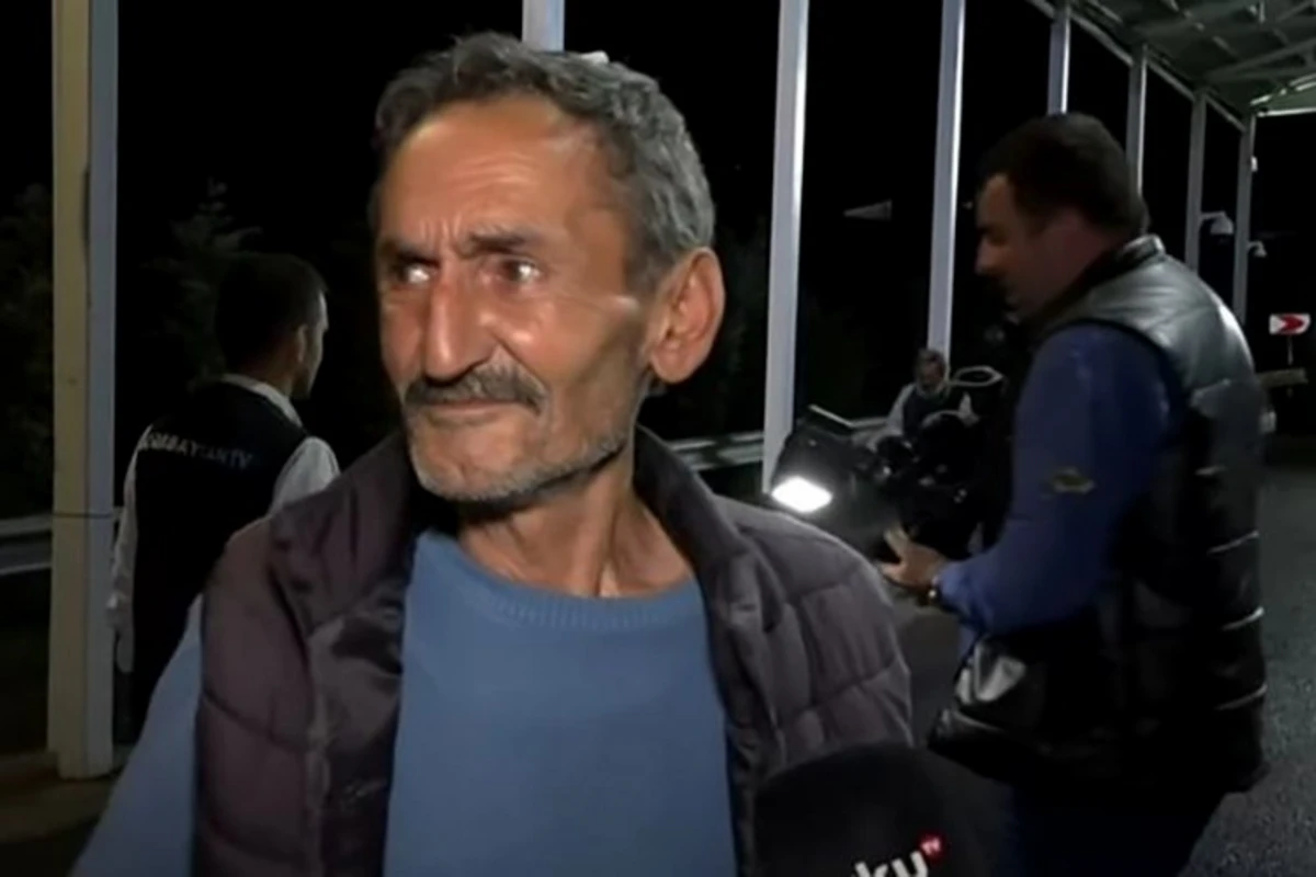 Армянские жители Карабаха, уезжающие в Армению, поговорили с Baku TV на ППП Лачын - ВИДЕО