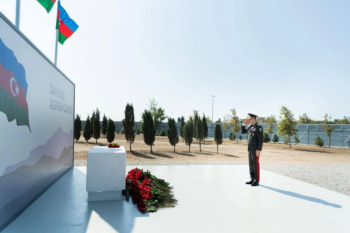 Daxili işlər nazirliyinin rəhbər heyəti inşası davam etdirilən Zəfər Parkında olub - FOTO